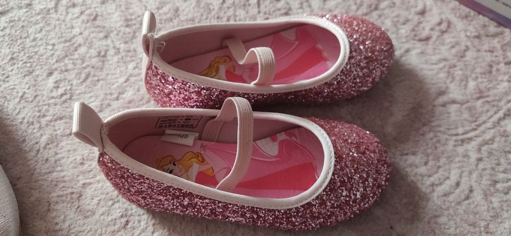 Brokatowe błyszczące baleriny dziecięce