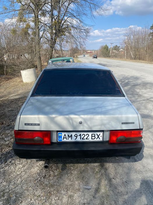 Продам автомобіль Ваз 21099