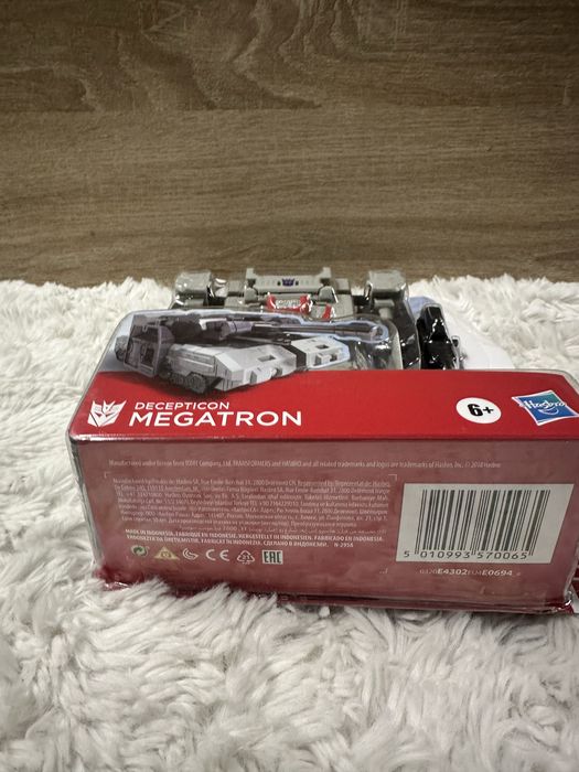 Figurka Decepticon Megatron