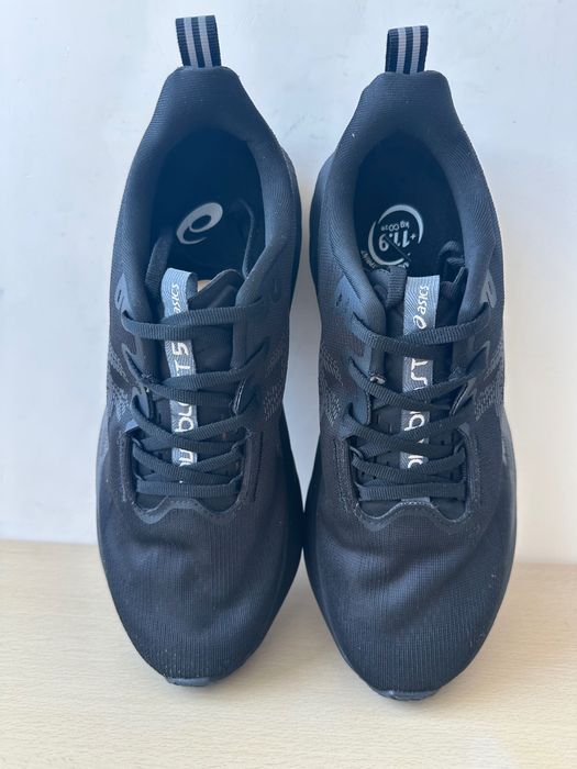 Кросівки Asics Novablast 5, Розмір 42,5/43,5/44/45!