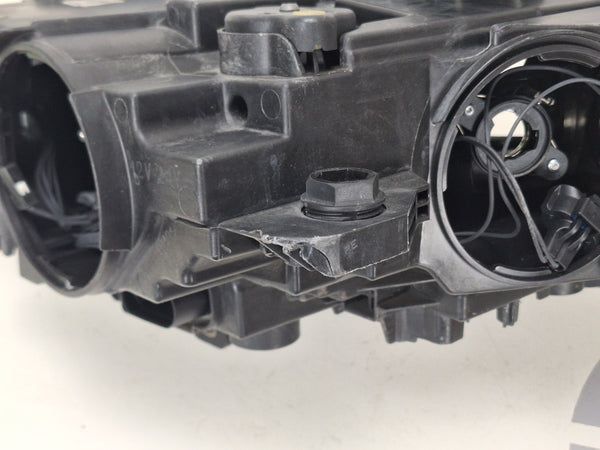Farol Dianteiro Esquerdo Audi A3 8V | Faróis / Esquerdo