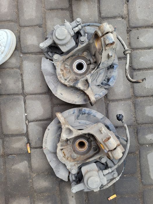 Tarcza piazda zacisk mini cooper 07r 1.6 benzyna