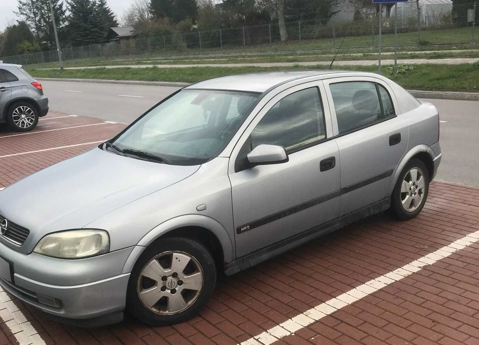 samochód osobowy OPEL ASTRA