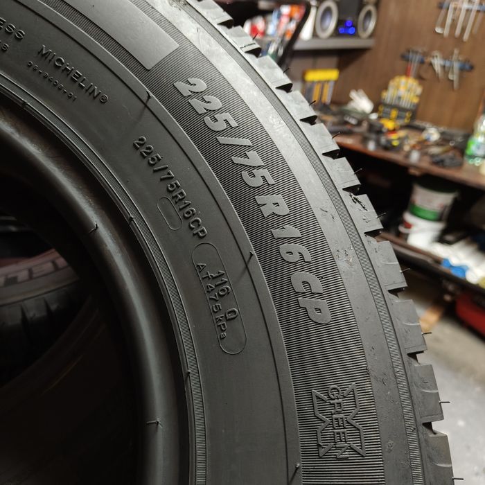 225/75/16 CP Michelin Agilis