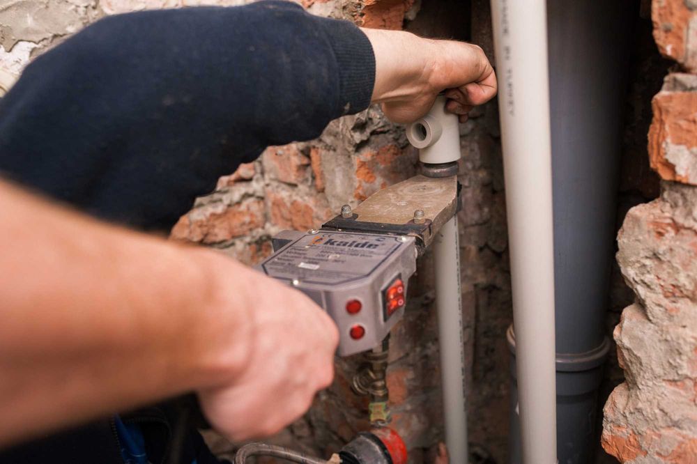 Послуги сантехніка Франківськ. Монтаж сантехніки. Сантехнічні роботи.