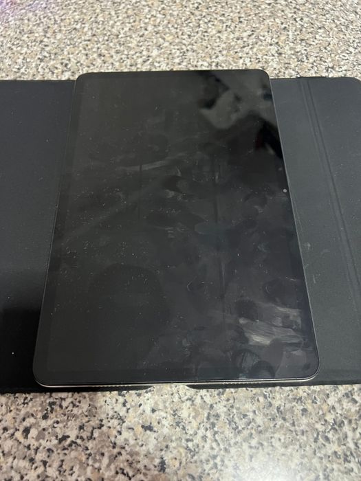 Xiaomi Pad 6 com pouco uso e em excelente estado