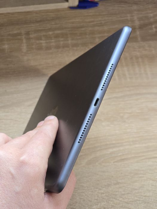 Ipad 8 128gb акумулятор 90%