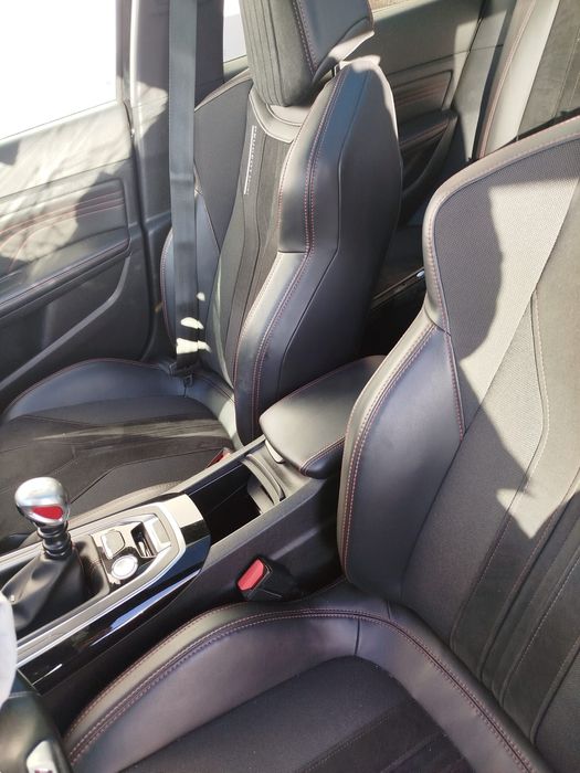 Bancos e quartelas Peugeot 308 GTI
