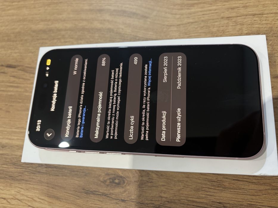 Sprzedam iphona 15 128gb