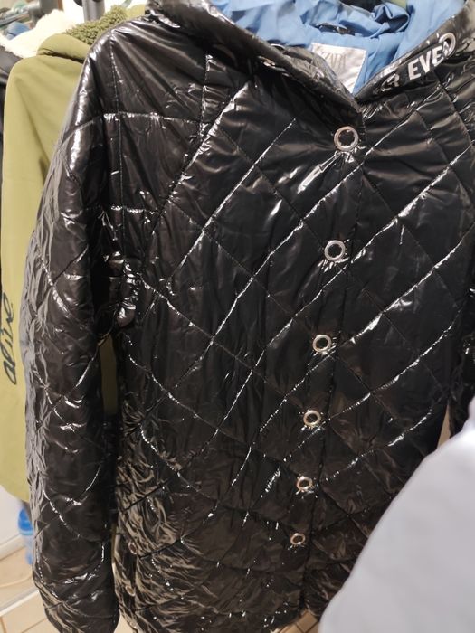 Куртки Zara 140,146,152