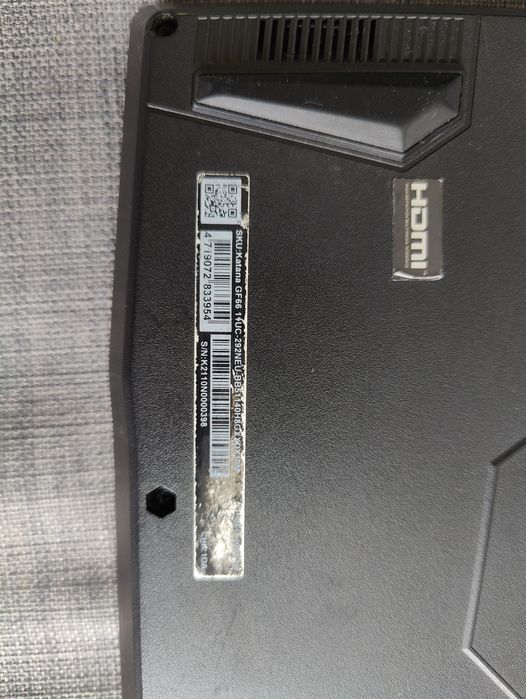 MSI Katana GF66 11UC 15,6" i5-11400H RTX 3050 8 Гб DDR4 512 Гб SSD
