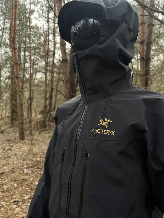 Куртка Arc'teryx Alpha SV