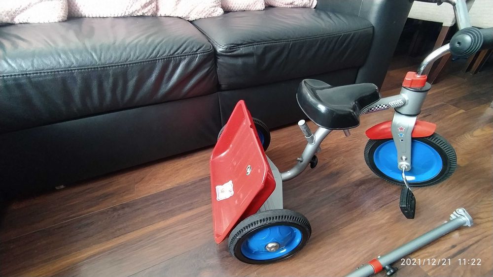 Rowerek trójkołowy z wywrotką