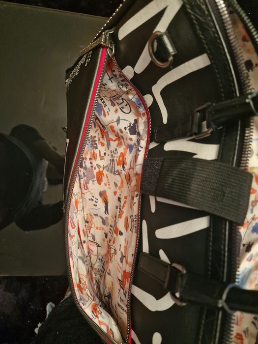 Bolsa Anekke branca e preta