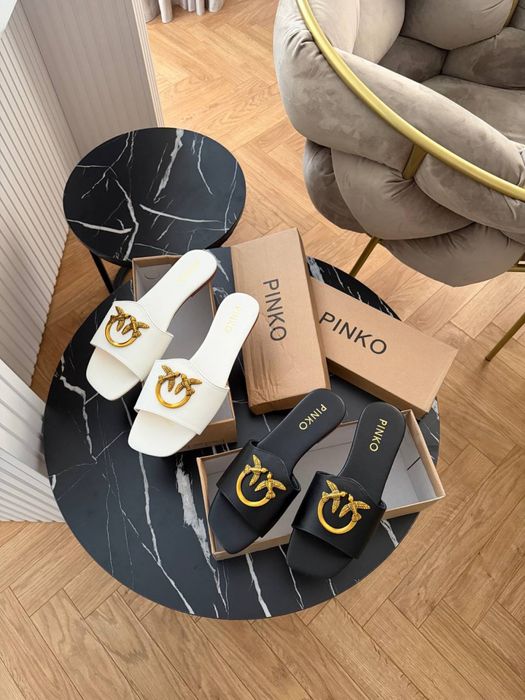 Шльопанці pinko