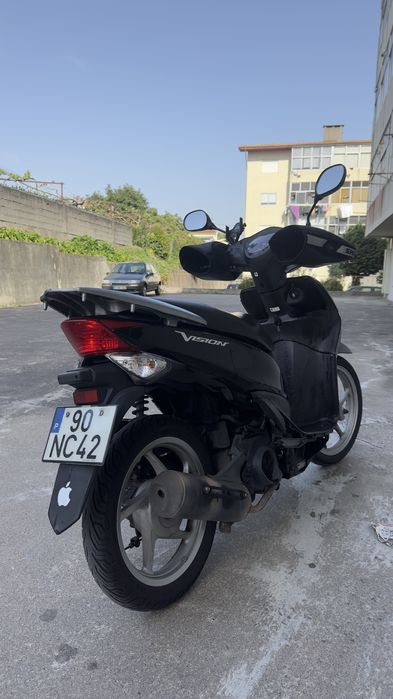 Vendo mota 2012.