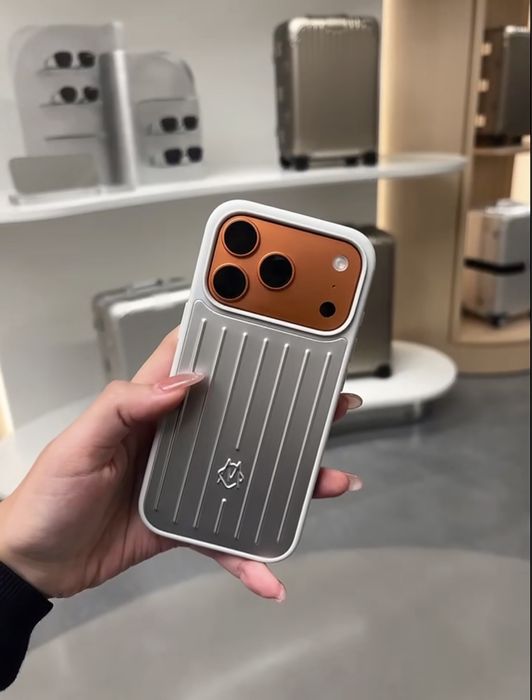 Чехол на iphone rimowa 17 pro max 17 pro асортимент