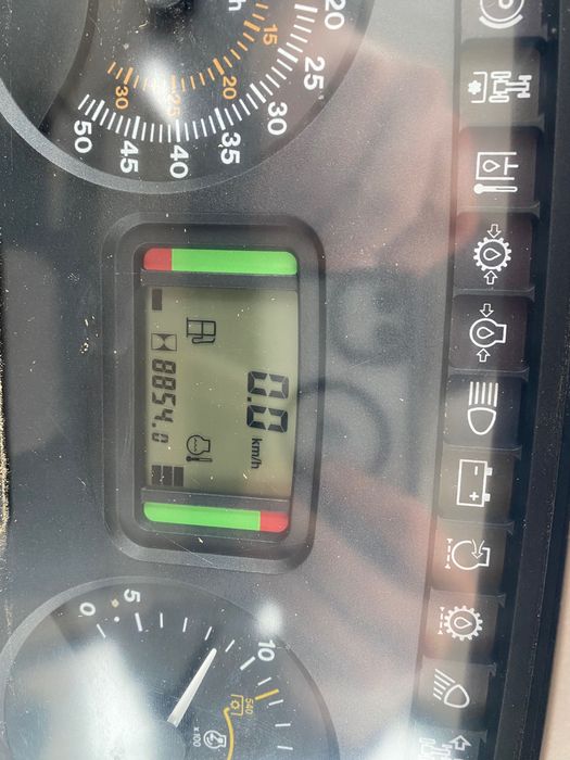 John Deere 6230 z ładowaczem czołowym jd633