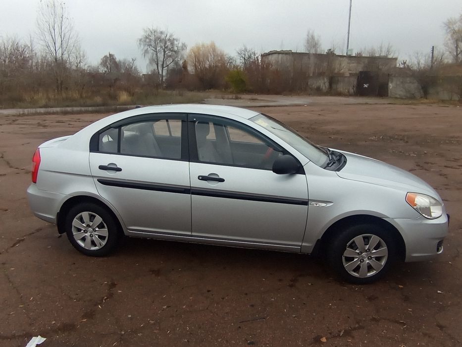 Hyundai accent 1,4 бензин