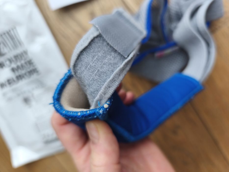 Temblak dziecięcy, orteza dla dziecka na rekę