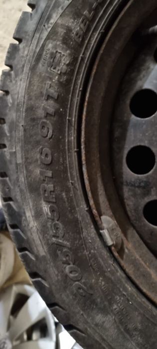 Диски  резина і ковпаки для avensis r16 205/55