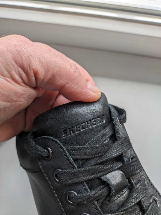 Продам Skechers Volden Fandom (43р)
