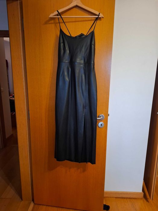 Vestido em polipele Zara