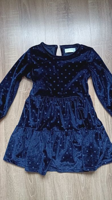 Elegancka sukienka rozm. 98 stan idealny