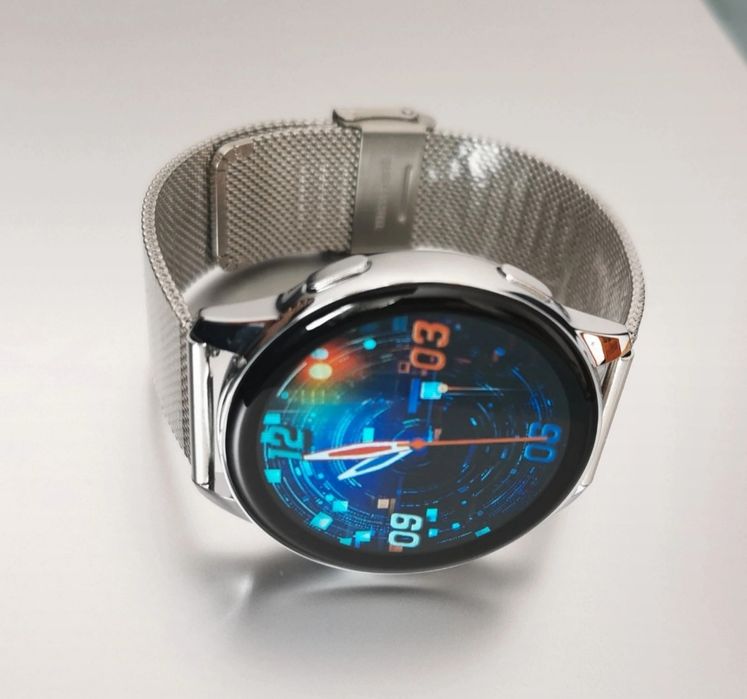 Smartwatch srebrny, komplet