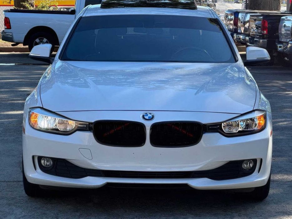 BMW 3 Series 320i      2015