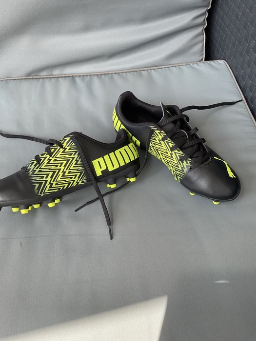 Chuteiras Puma como Novas