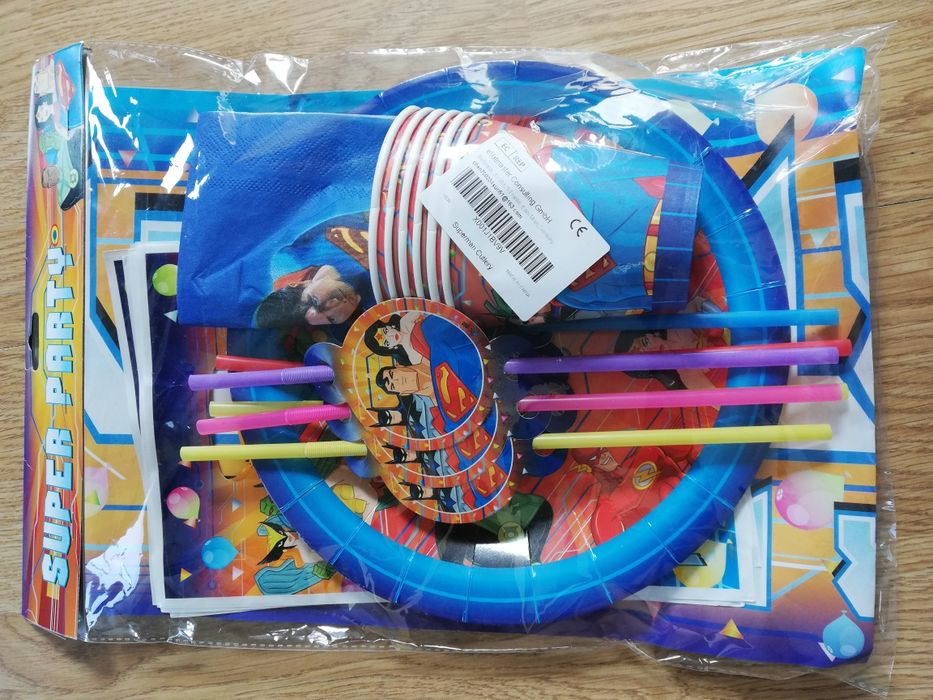 Party box zestaw urodzinowy 6 osób Superman