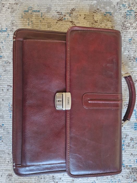 Mala de pele natural