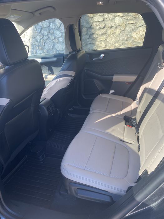 Ford Escape автомобіль