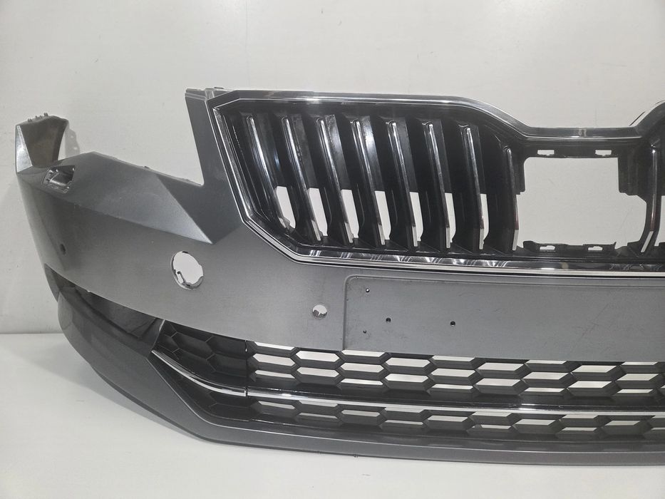Skoda Superb III 3 3V0 15-19 Zderzak Przód Przedni