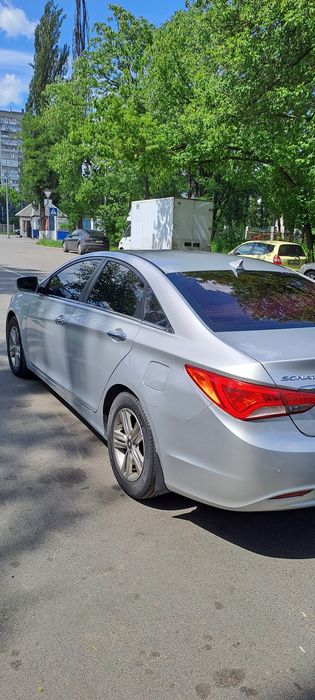 Hyundai Sonata 2012 VIN KMHEC41LBDA508764 фото оголошення 16 з 18