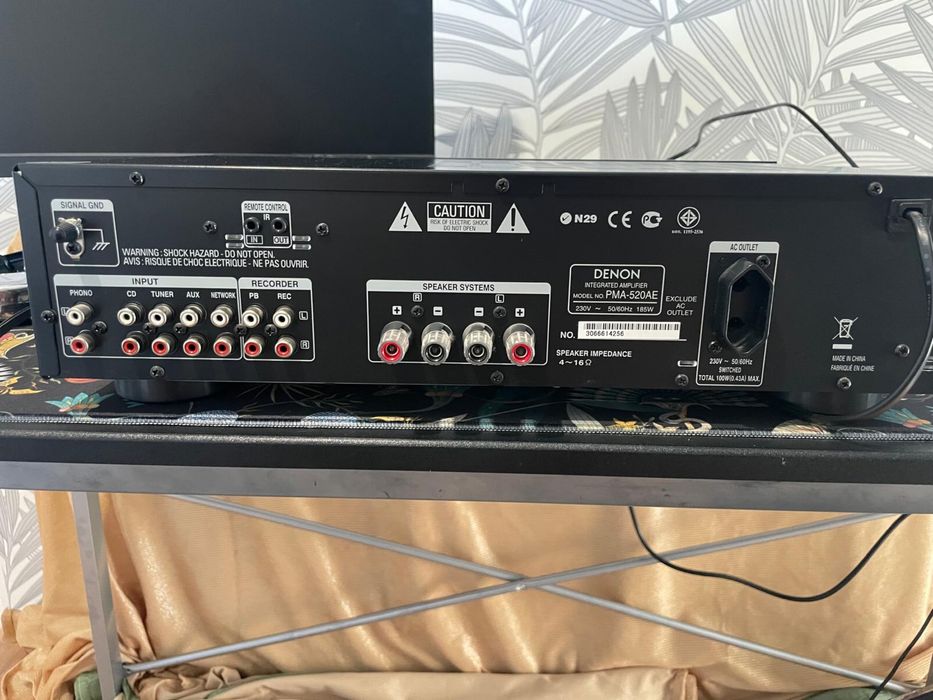Wzmacniacz Denon PMA 520 AE czarny