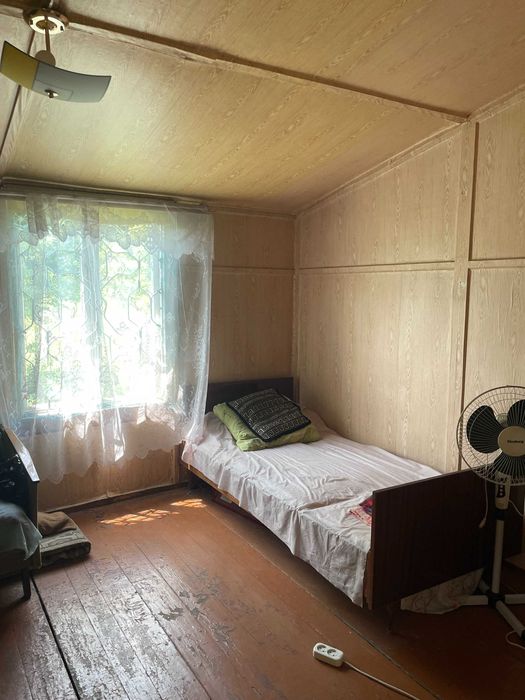 Продам дачу Кировское 46 кв.12сот.земли.Сосновый лес,река Орель.