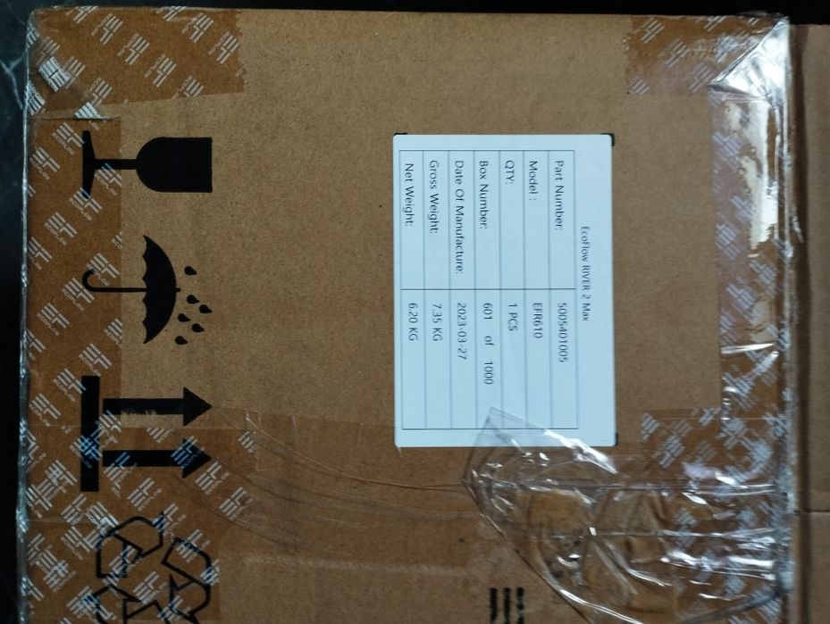 Зарядная станцыя "ECO  FLOW RIVER 2 Max"