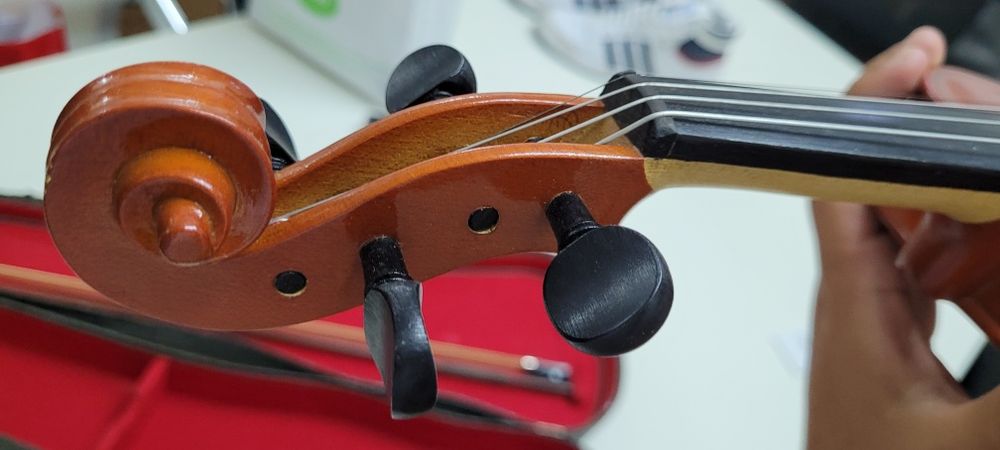 Violino ( brinquedo)510135645253160964