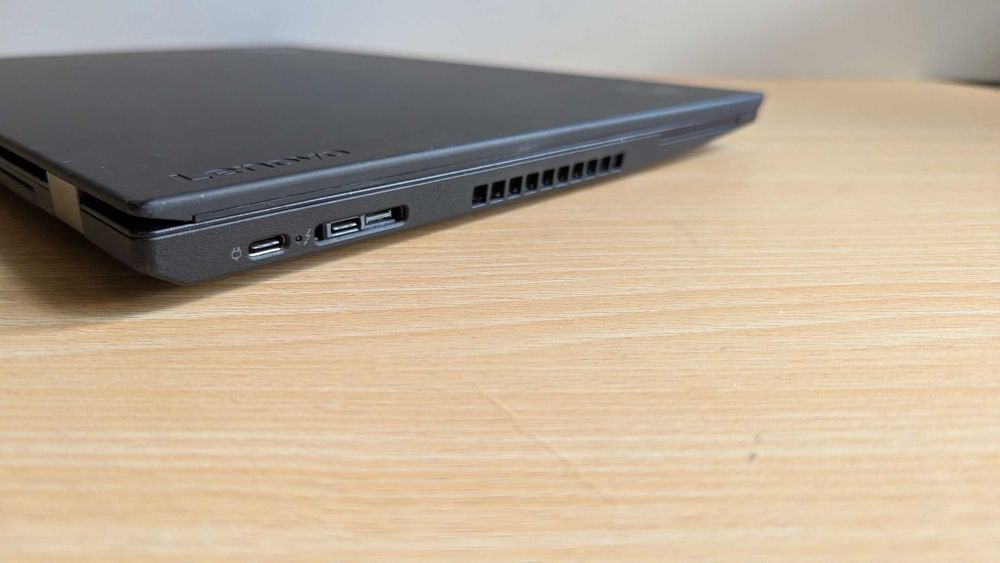 Мобільна робоча станція P52s на Intel Core i5\8Гб\250Гб\NVidia Quadro P500\IPS