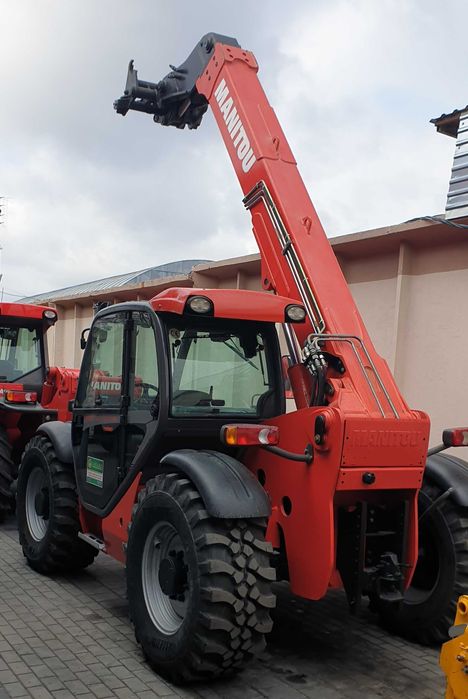 Маниту 735, MANITOU MLT 735-120 LSU, JCB