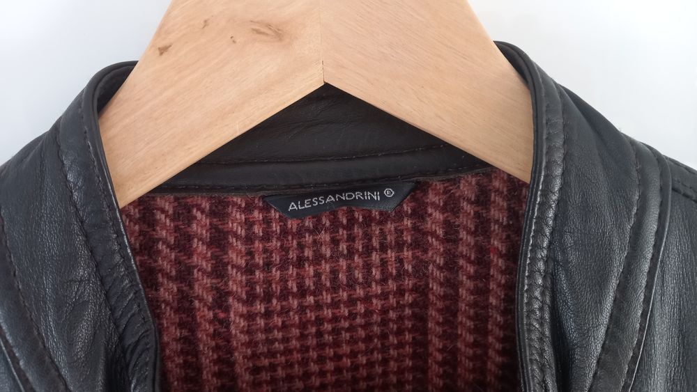 Blusão em pele castanho da Daniele Alessandrini estilo Biker