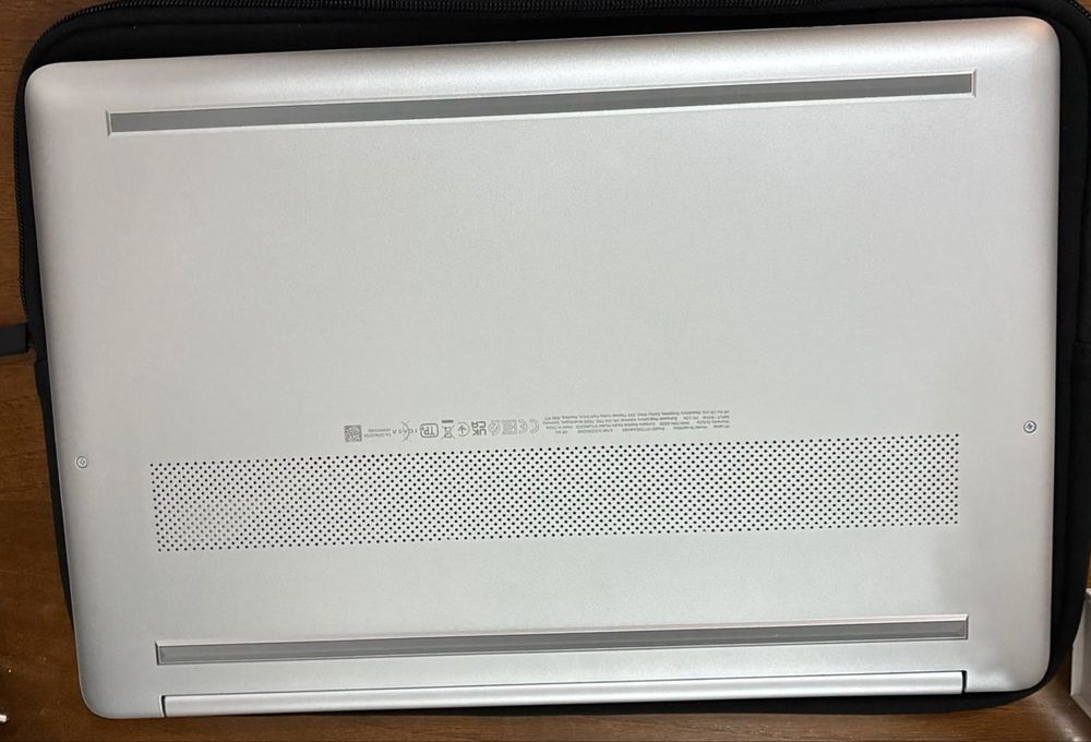 HP Laptop 15s-eq2093np como novo!