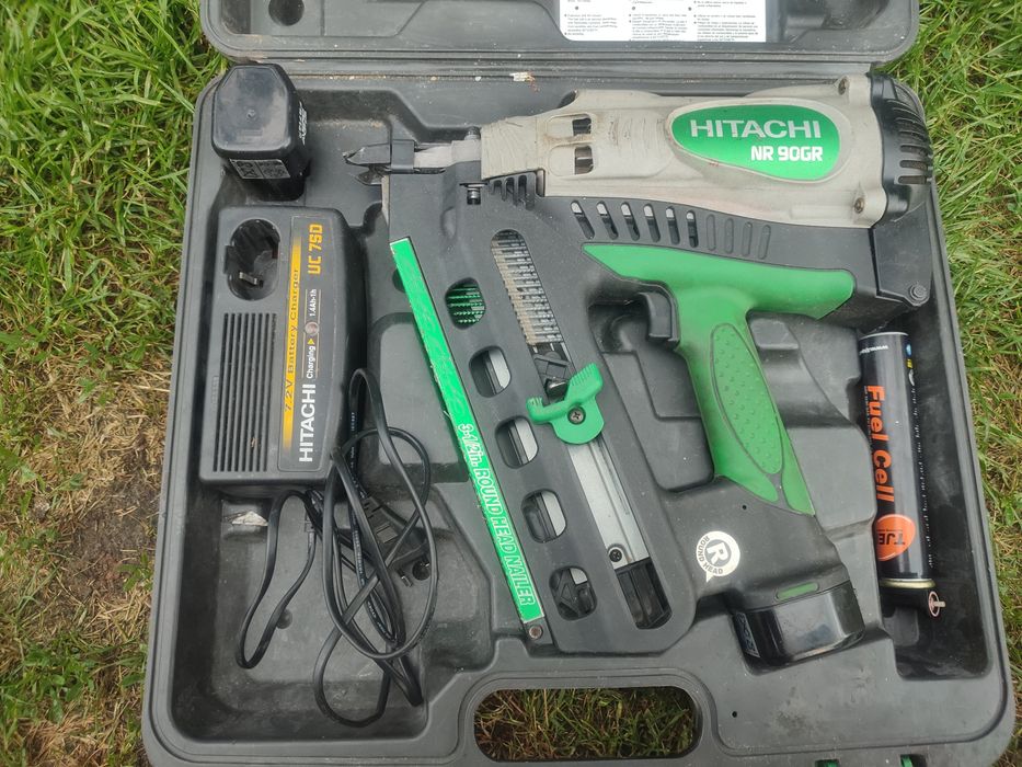 Gwoździarka akumulatorowa Hitachi / Hikoki