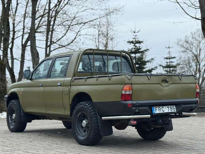 Mitsubishi L200 2,5 TDI 4x4 2003