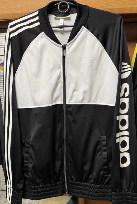 Кофта бомбер adidas neo label нова оригінал. М-ка: 700 грн