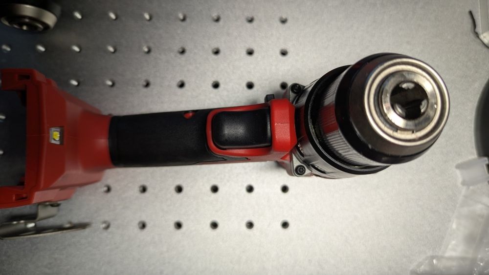 Безщітковий ударний дриль шуруповерт MILWAUKEE 3602-20 ( 3602-20)