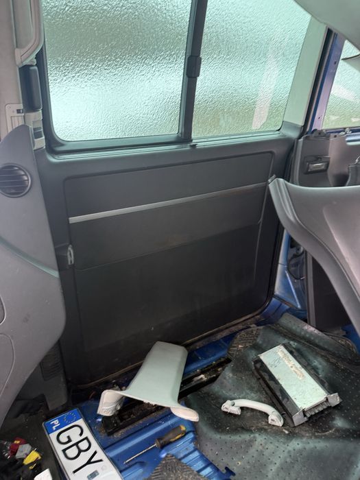 Vw t5 multivan boczek tapicerka drzwi przesuwnych
