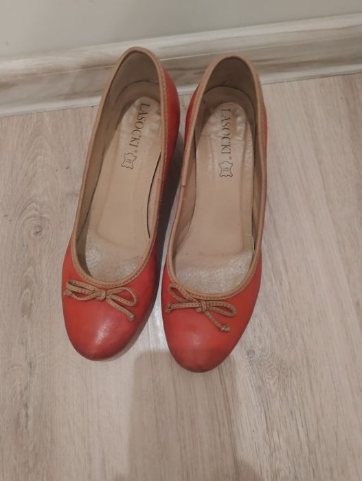 Buty na obcasie Lasocki rozmiar 39